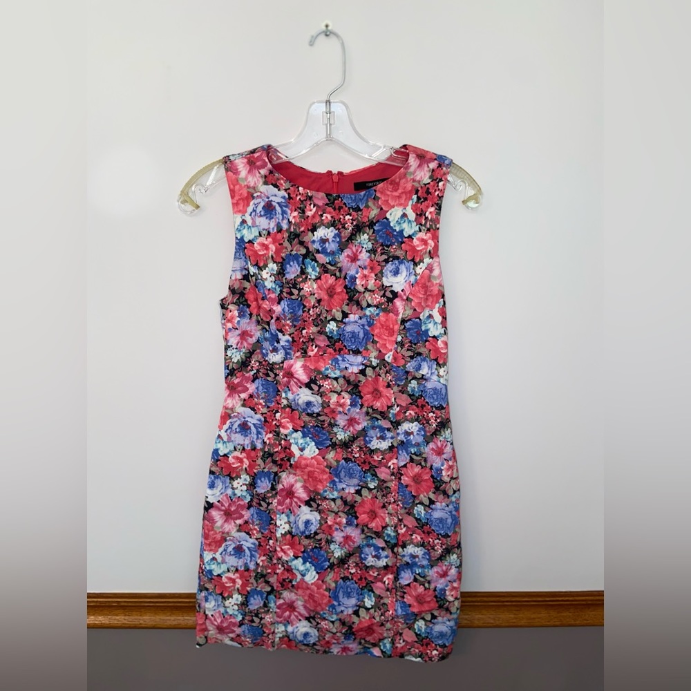 Pink tight fitting dress with blue flowers, size S, Forever 21